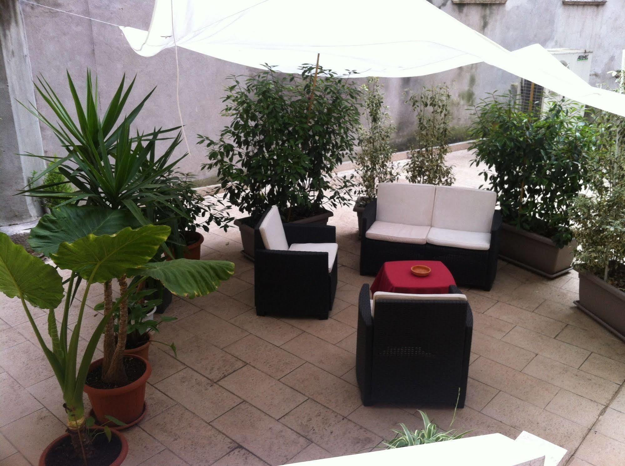 Romeo Design Rooms Verona Ngoại thất bức ảnh
